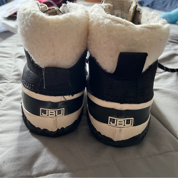JBU Short Winter Boots - Picture 4 of 6